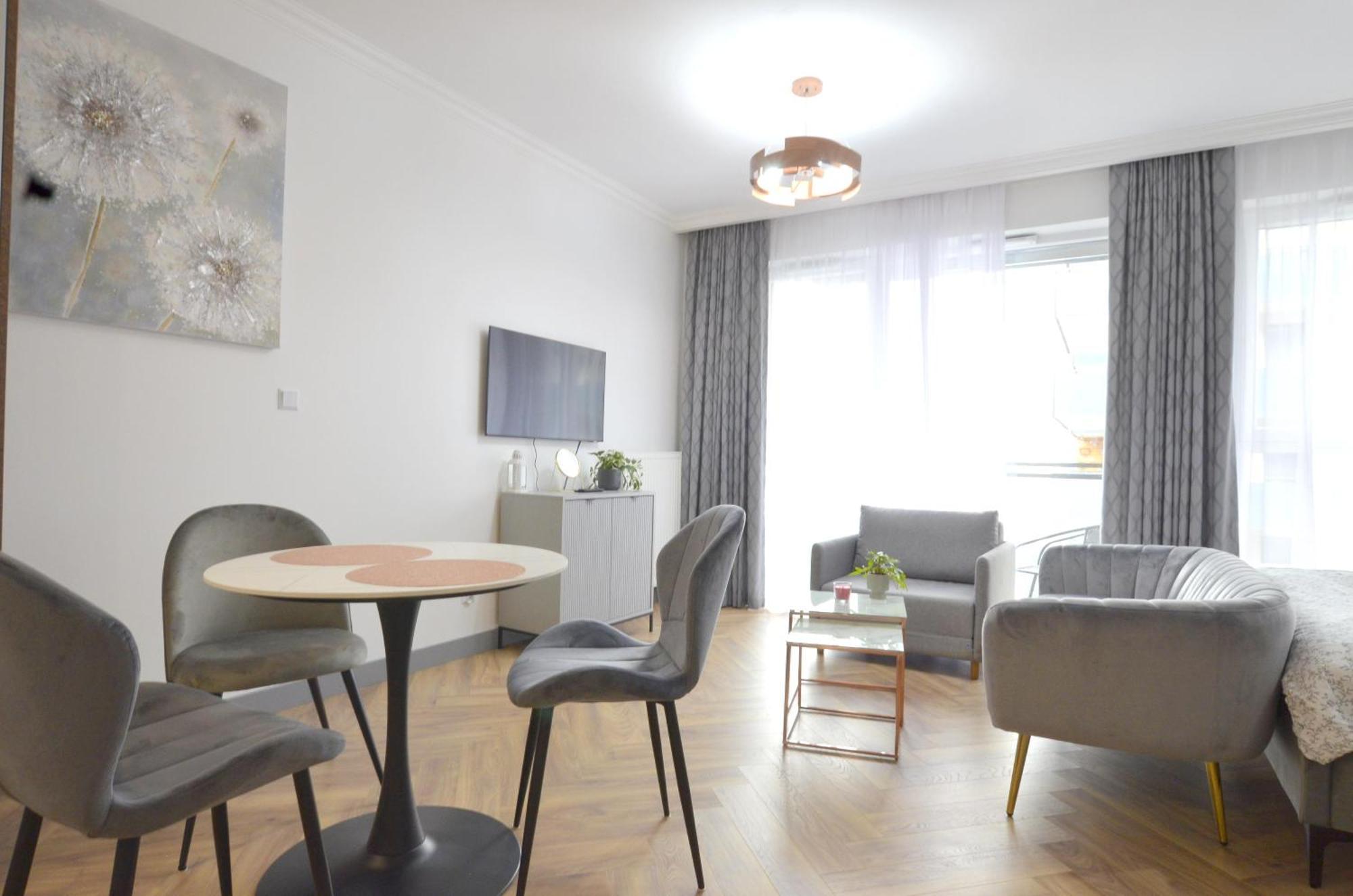 Private Parking, Secure Building - Central Apartments Old Town & Main Station Gdansk Exterior photo