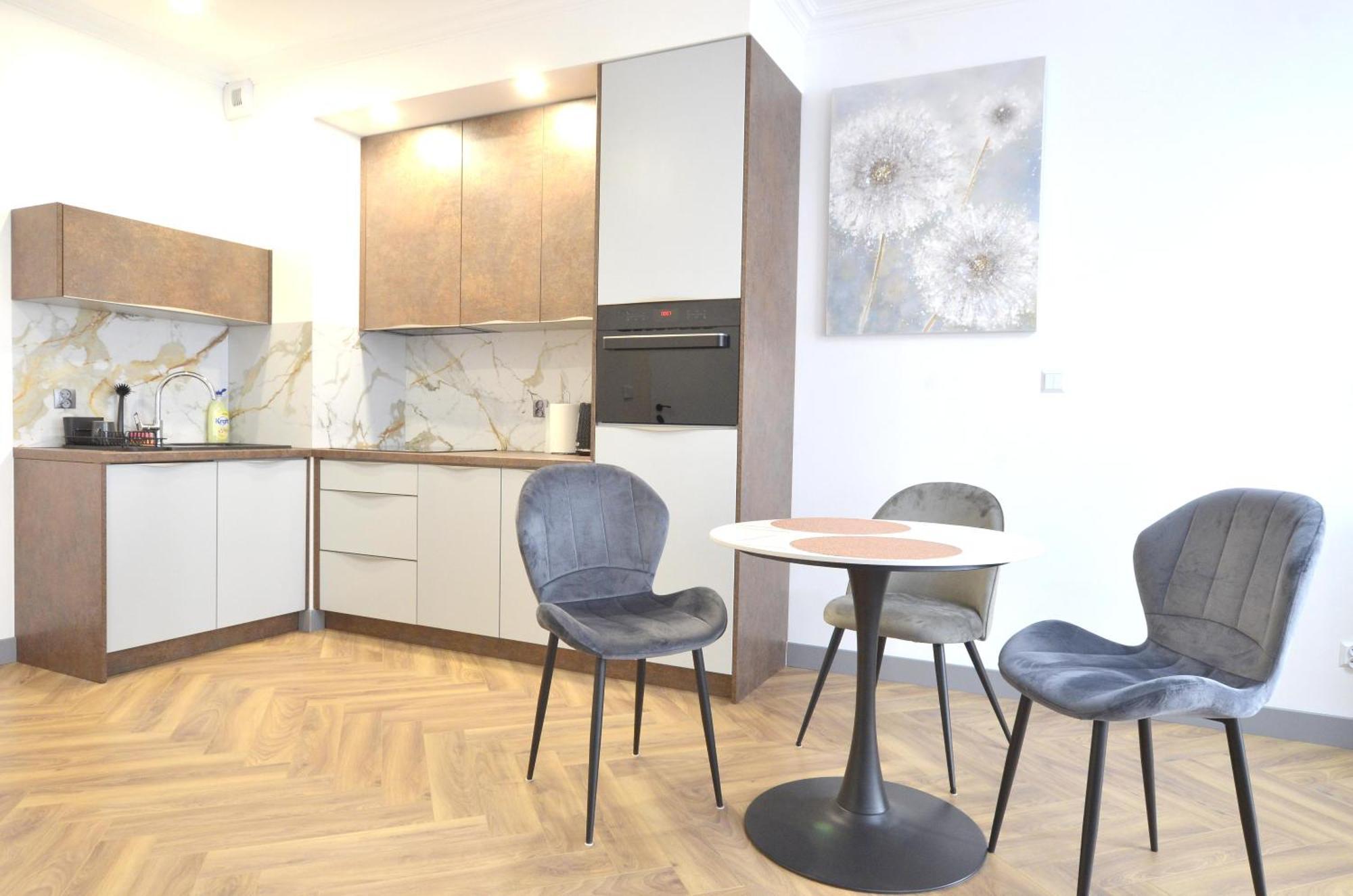 Private Parking, Secure Building - Central Apartments Old Town & Main Station Gdansk Exterior photo