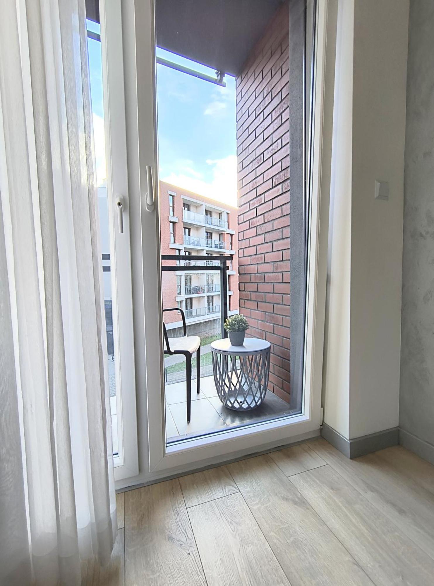 Private Parking, Secure Building - Central Apartments Old Town & Main Station Gdansk Exterior photo